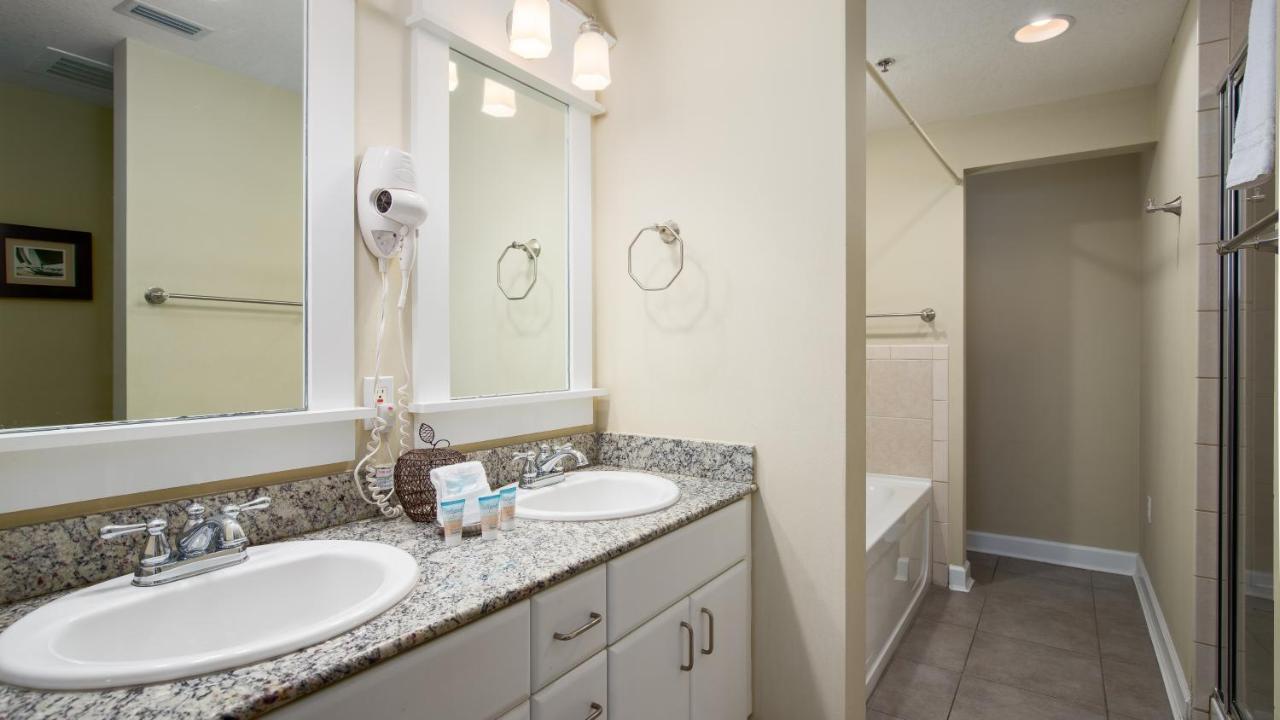 20Th Floor Condo! Sleeps 8! Gulf Front Master Suite W/ Beautiful Gulf Views! Panama City Beach Kültér fotó